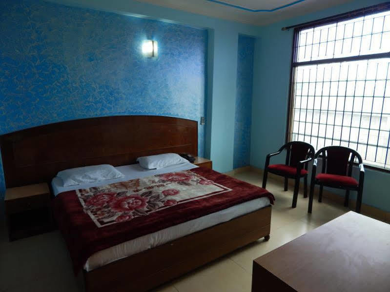 Airport Hotel Paradise International Nowe Delhi Zewnętrze zdjęcie